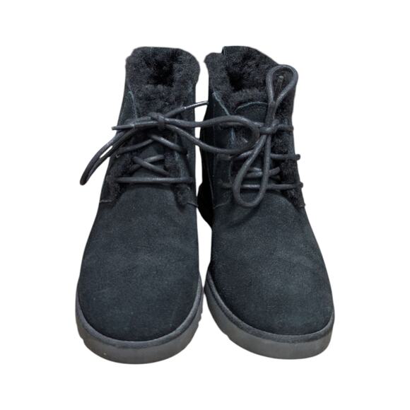 UGG Classic Femme Lace Wedge Ankle Boots Black Womens 8.5 Cozy Winter Booties - Picture 4 of 8